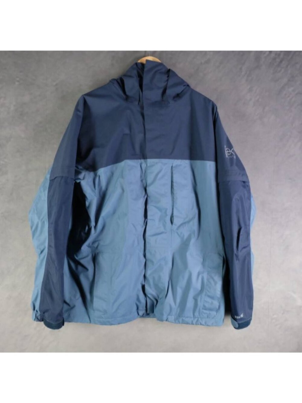 Burton AK Rain Jacket Mens Medium Navy Blue Gore Tex Ski Snowboard Pit Zips